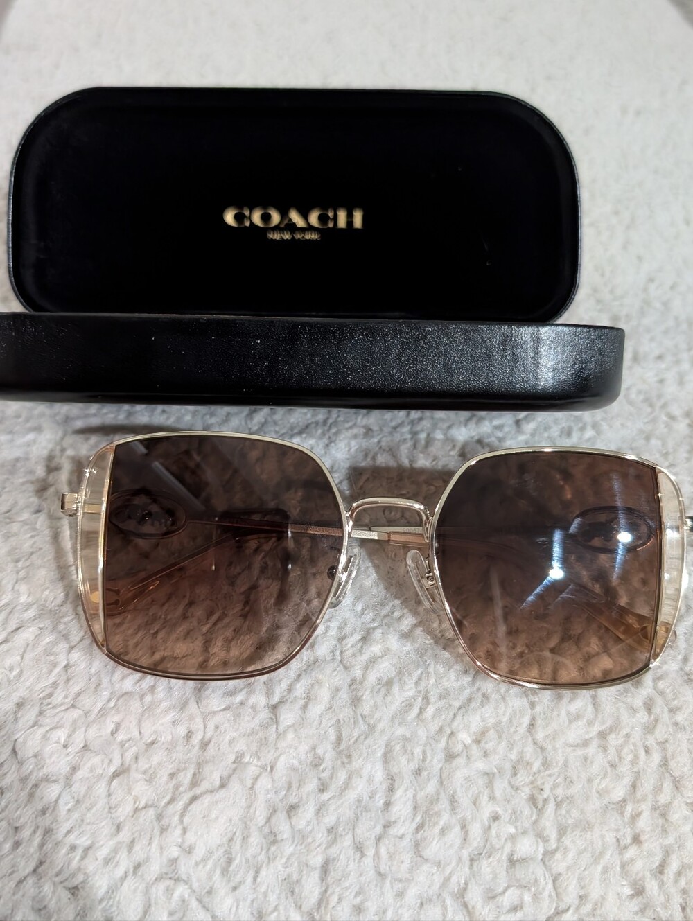 Coach Gold Metal Frame Sunglasses with Brown Gradient Lenses